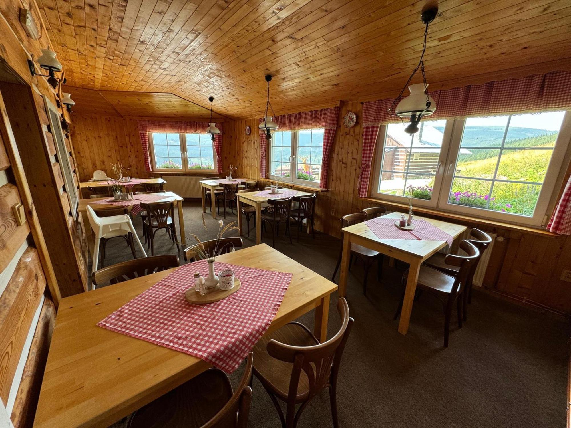 Bila Labut Horsky Hotylek Hotel Pec pod Snezkou Exterior photo