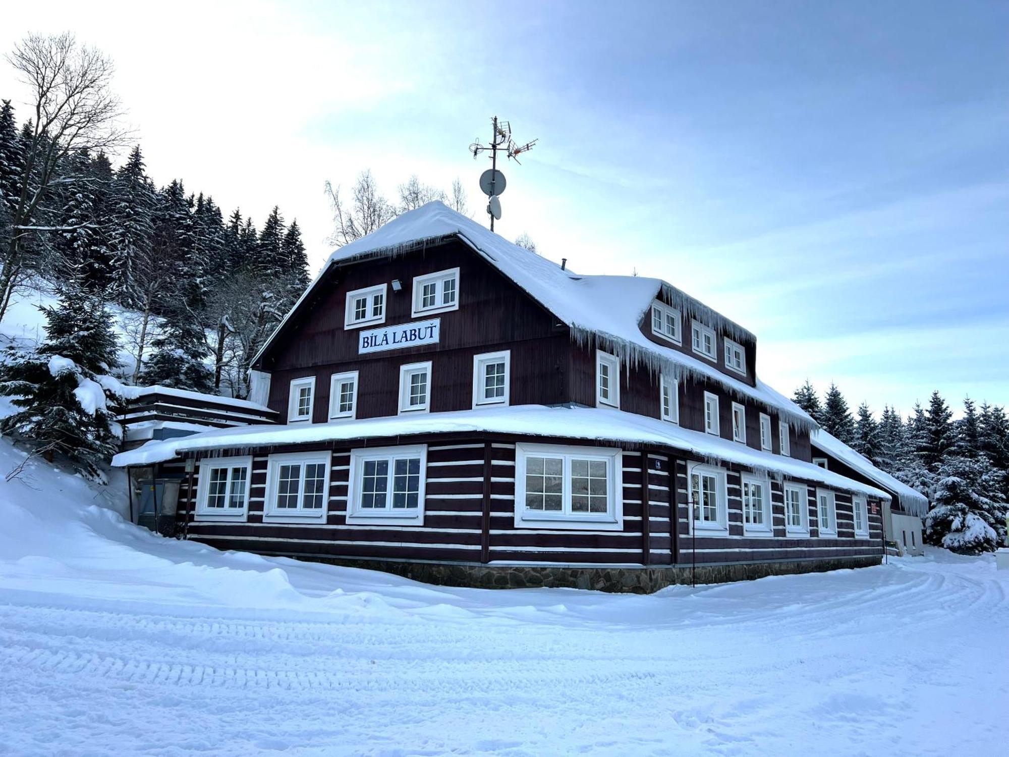 Bila Labut Horsky Hotylek Hotel Pec pod Snezkou Exterior photo